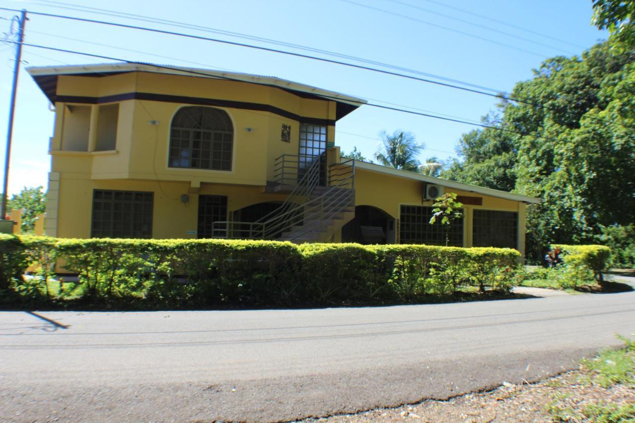 Bed and Breakfast Native Abode Bon Accord Village Exterior foto